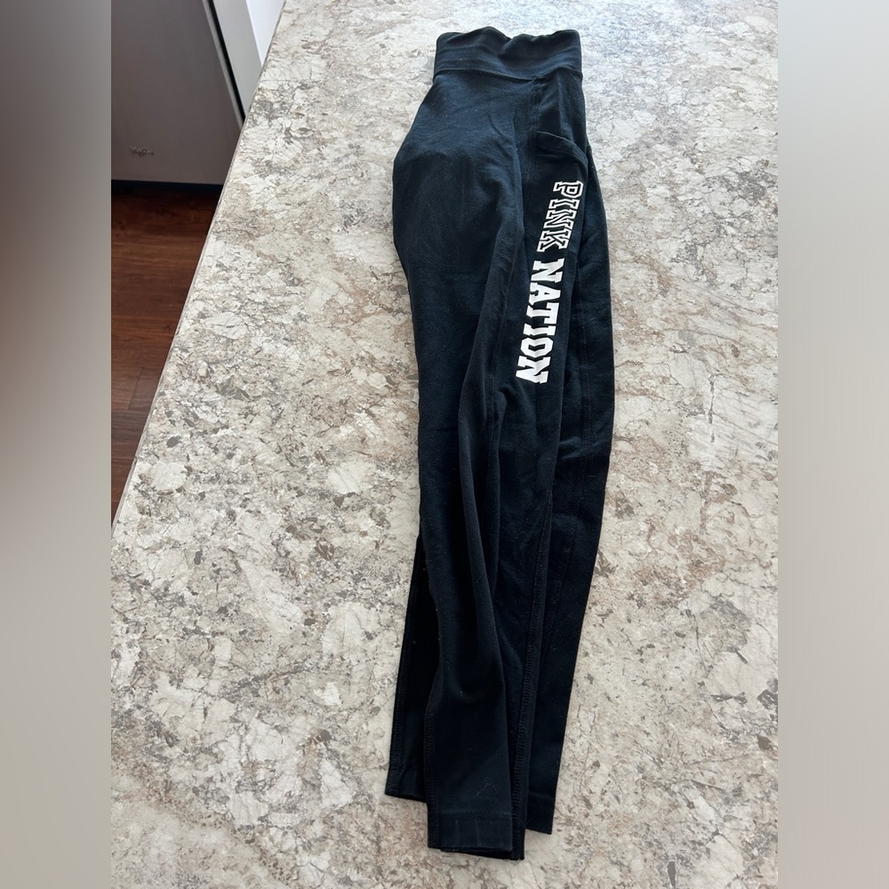 VS PINK Nation Yoga leggings Medium